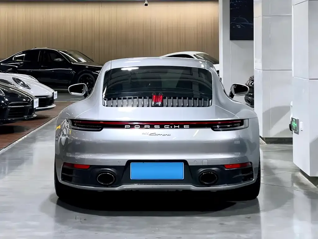 Porsche 911 2023 из CN, фото 4