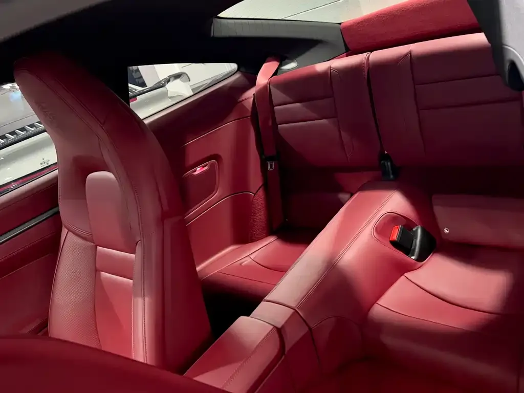 Porsche 911 2023 из CN, фото 9