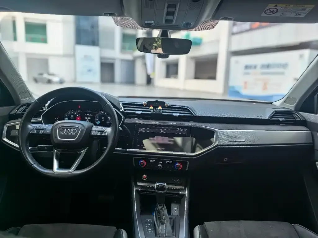 Audi Q3 2023 из CN, фото 5