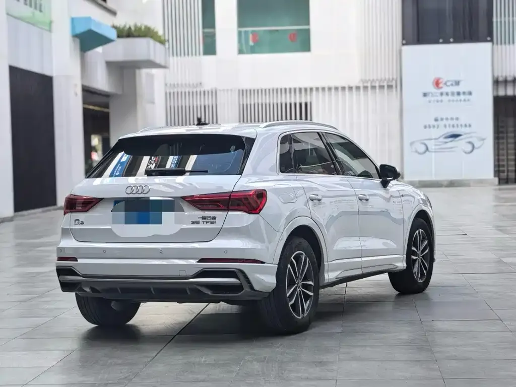 Audi Q3 2023 из CN, фото 6