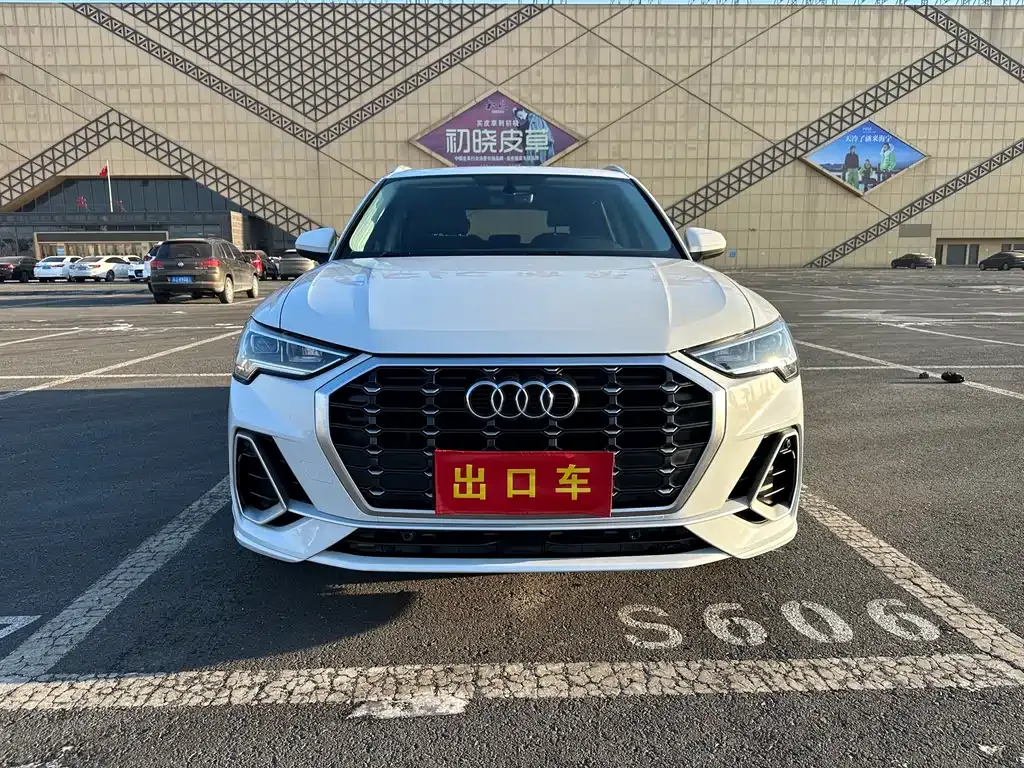 Audi Q3 2022 из CN, фото 2
