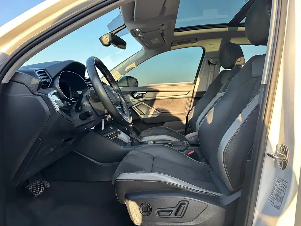 Audi Q3 2022 из CN, фото 4