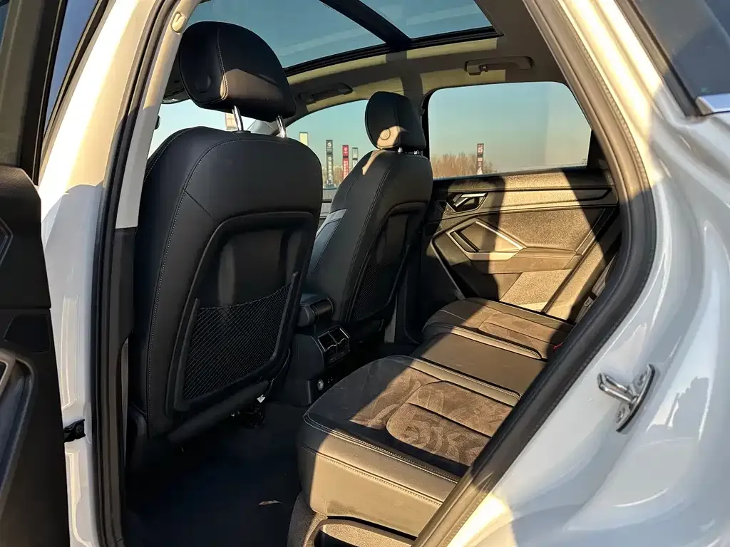 Audi Q3 2022 из CN, фото 5