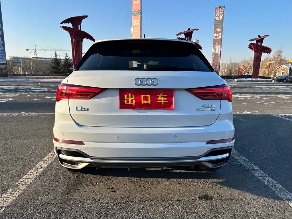 Audi Q3 2022 из CN, фото 7