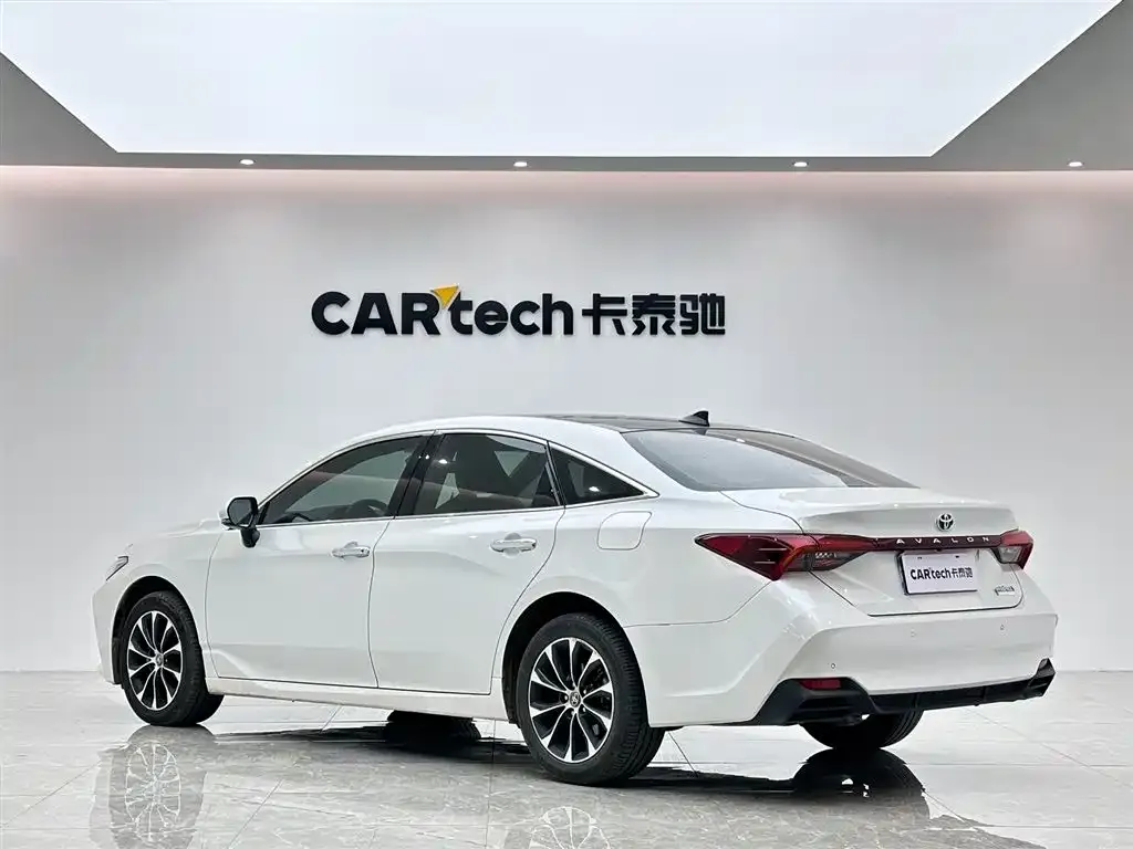 Toyota Avalon 2022 из CN, фото 3