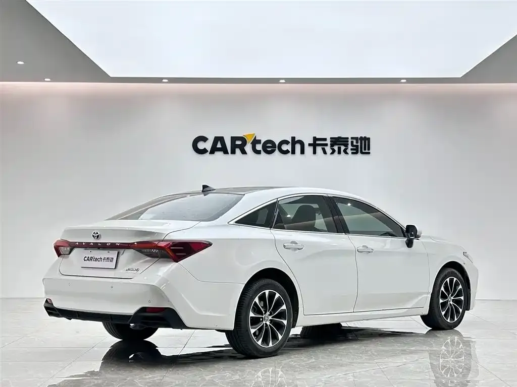 Toyota Avalon 2022 из CN, фото 5