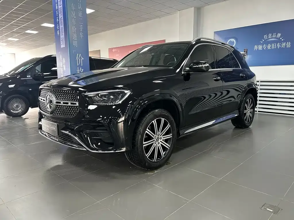 Mercedes-Benz GLE — фото 1