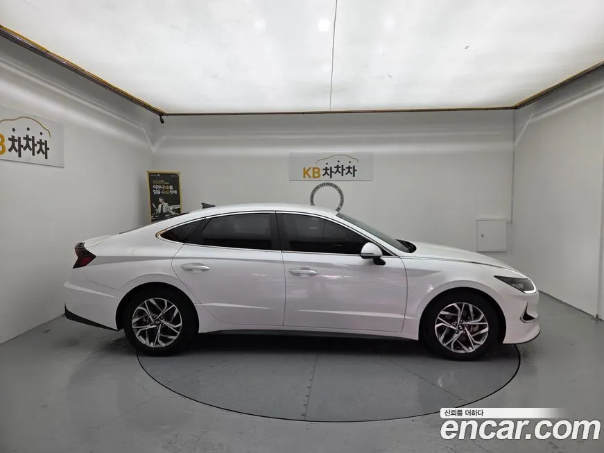 Hyundai Sonata 2021 из KR, фото 2