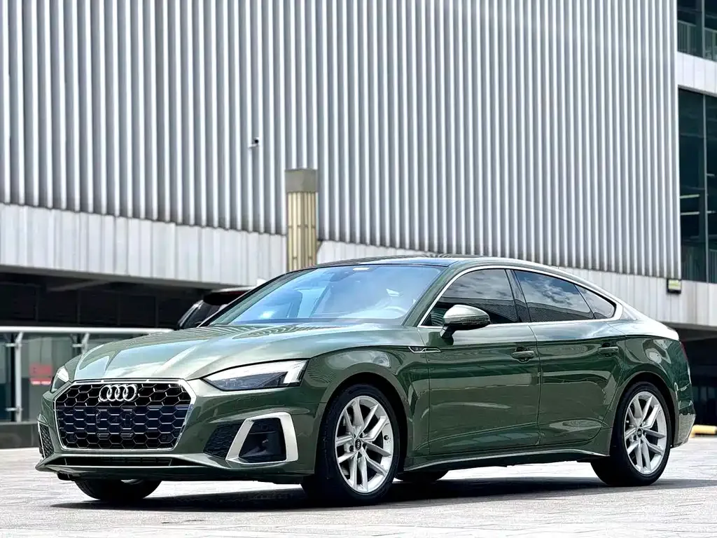 Audi A5 (Import) 2023 из CN, фото 1