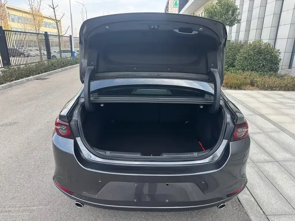 Mazda 3 Axela 2021 из CN, фото 8