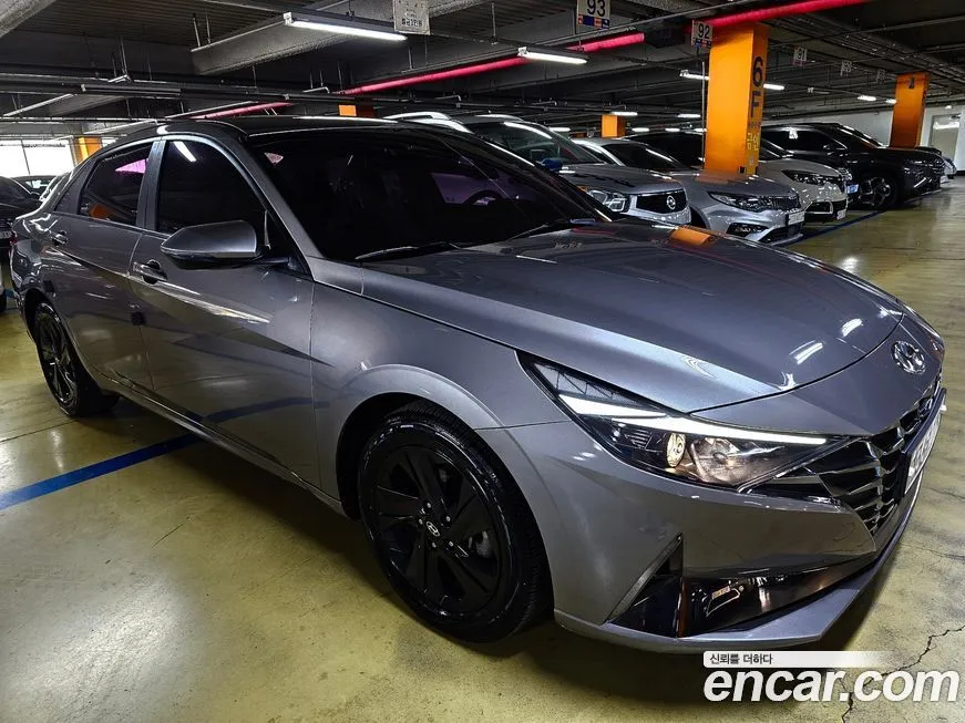 Hyundai AVANTE — фото 3
