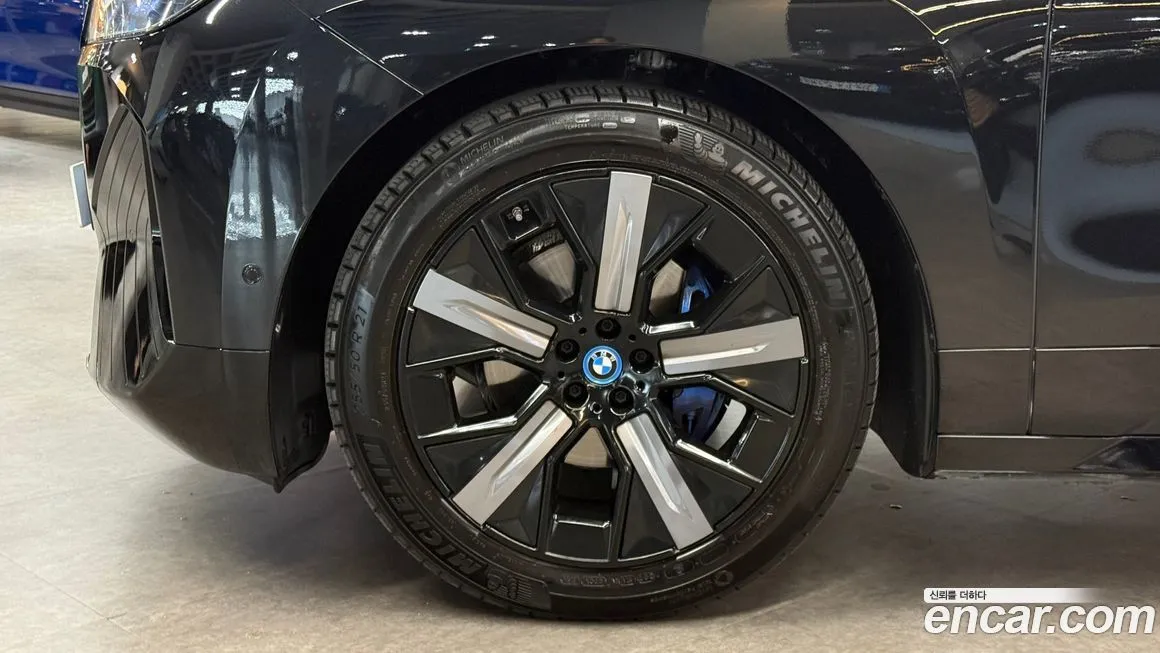 BMW iX 2025 из KR, фото 5
