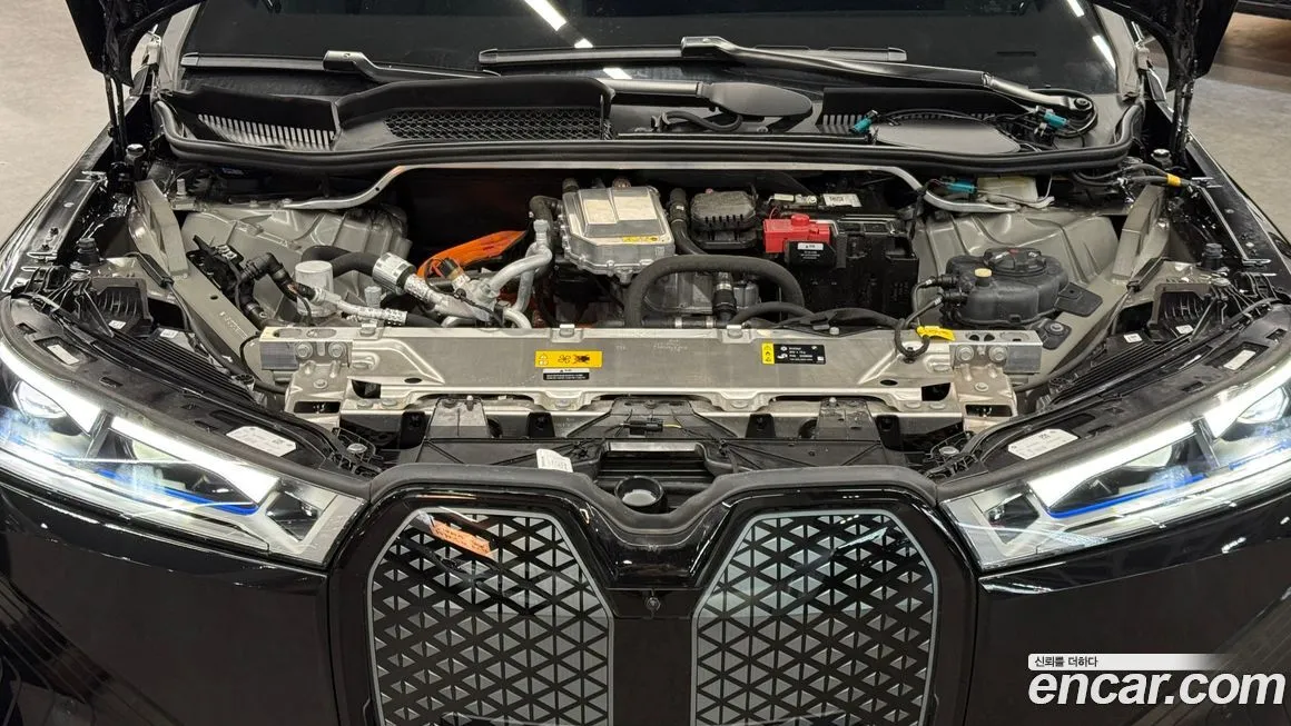 BMW iX 2025 из KR, фото 6