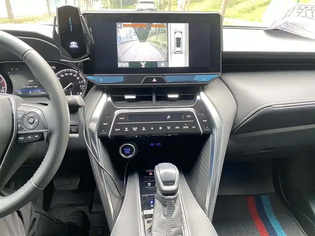 Toyota Harrier — фото 8