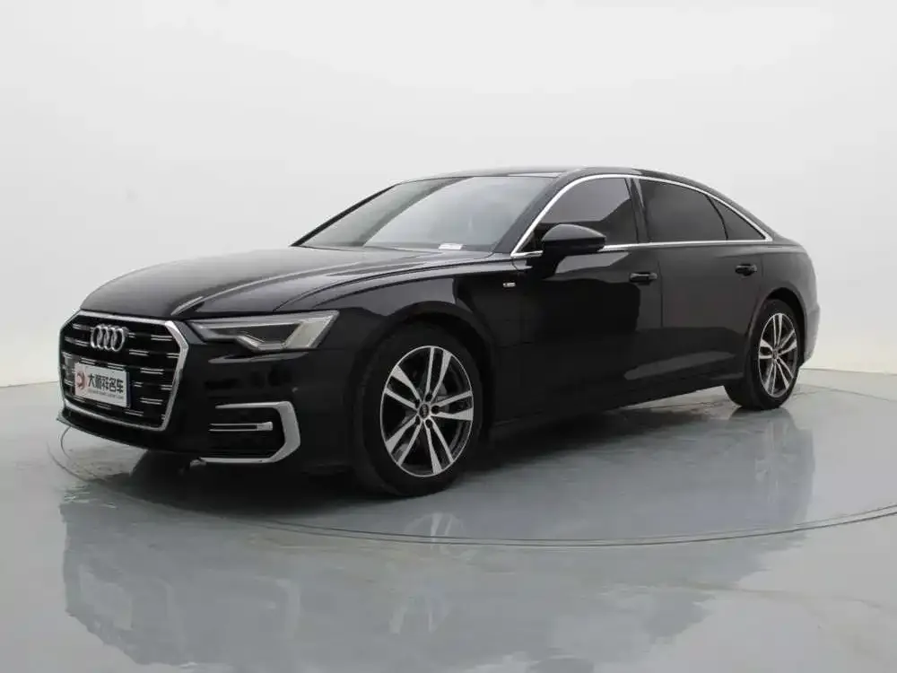 Audi A6L 2023 из CN, фото 4