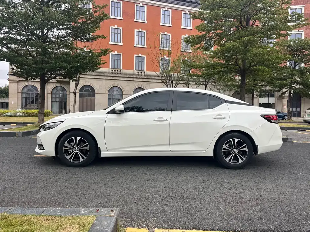 Nissan Sylphy 2022 из CN, фото 10