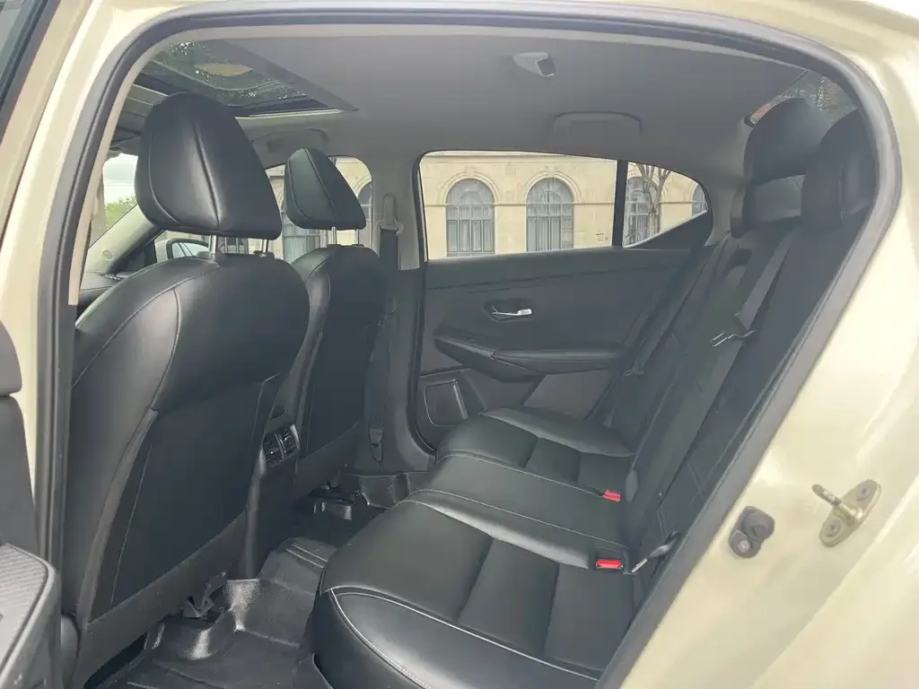 Nissan Sylphy 2022 из CN, фото 8