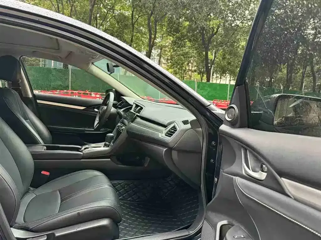 Honda Civic 2021 из CN, фото 8