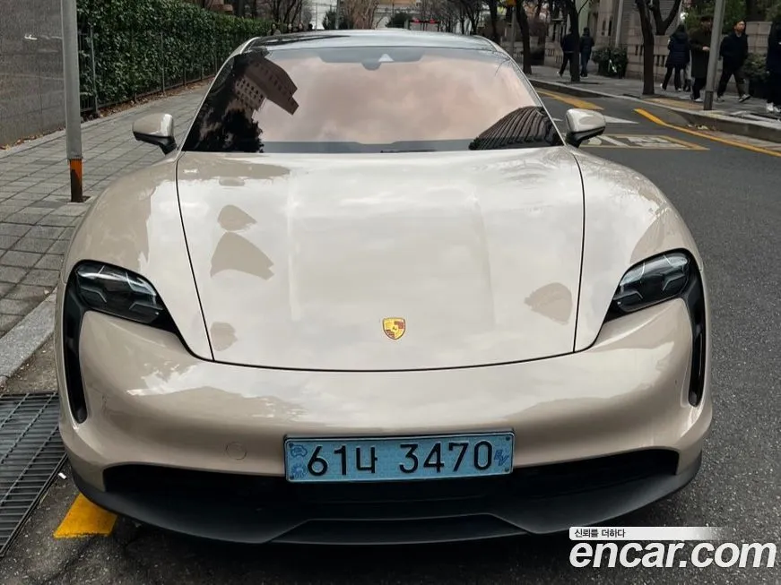 Porsche Taycan 2021 из KR, фото 3