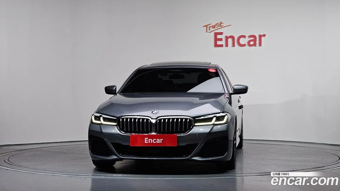 BMW 5-Series 2023 из KR, фото 3