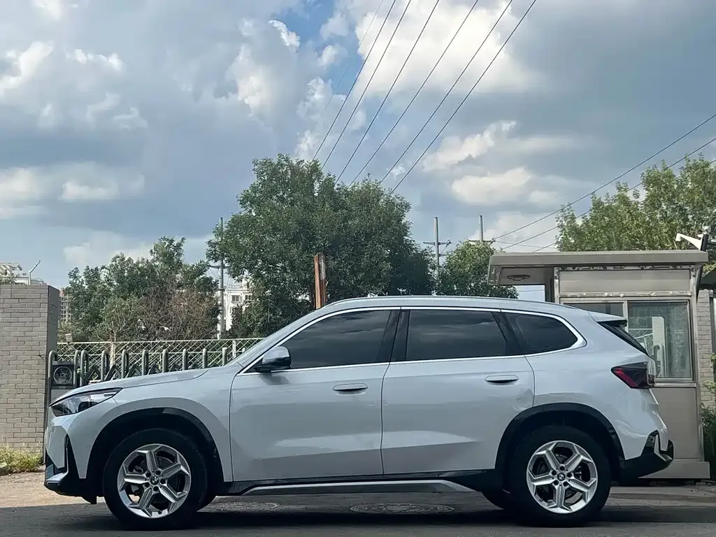 BMW X1 2024 из CN, фото 2