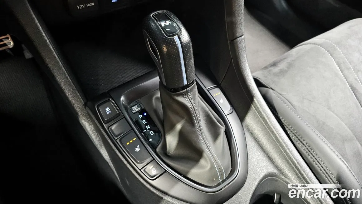 Hyundai Veloster 2021 из KR, фото 9