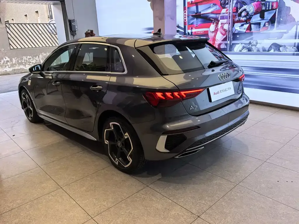 Audi A3 2023 из CN, фото 6