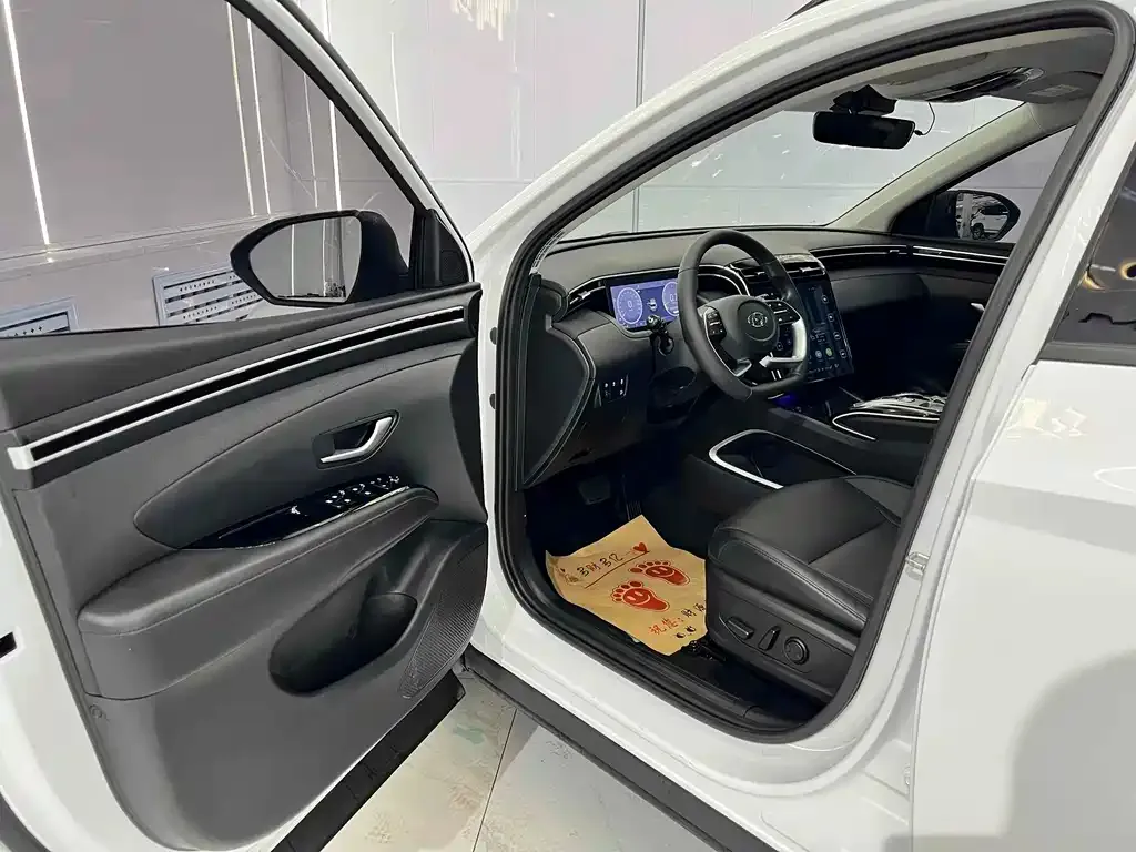 Hyundai Tucson 2023 из CN, фото 7