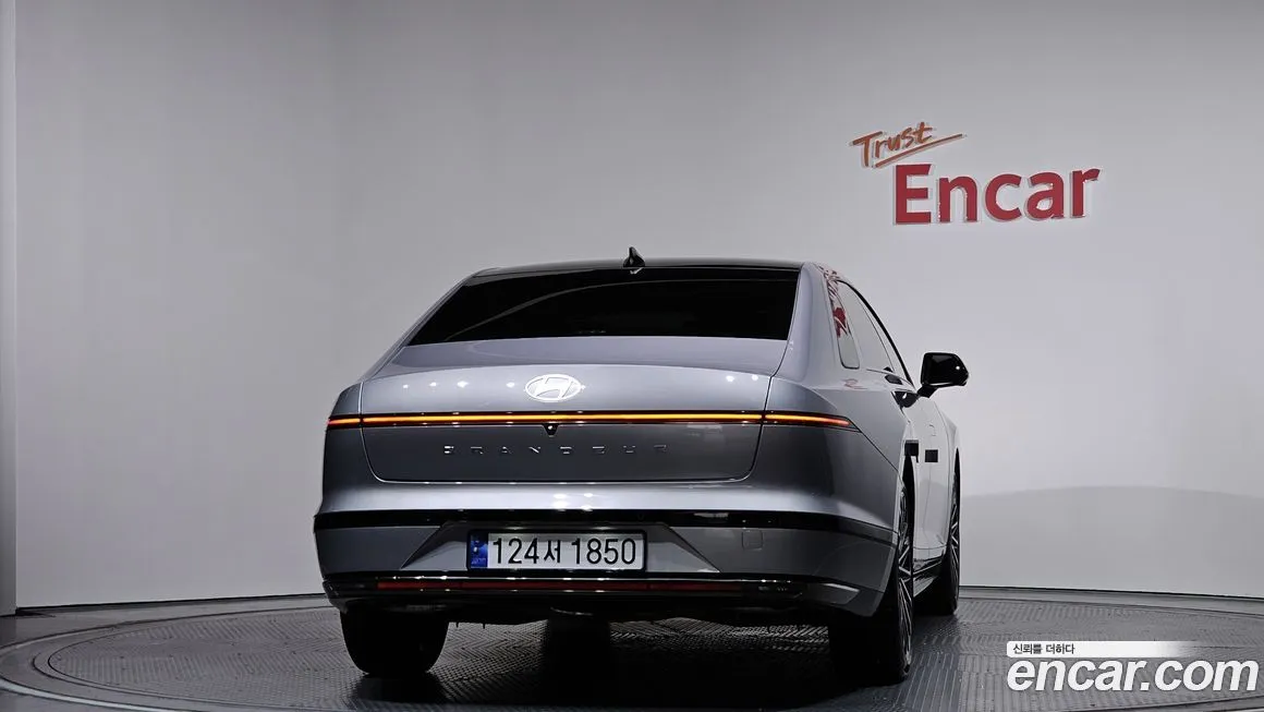 Hyundai Grandeur 2023 из KR, фото 4