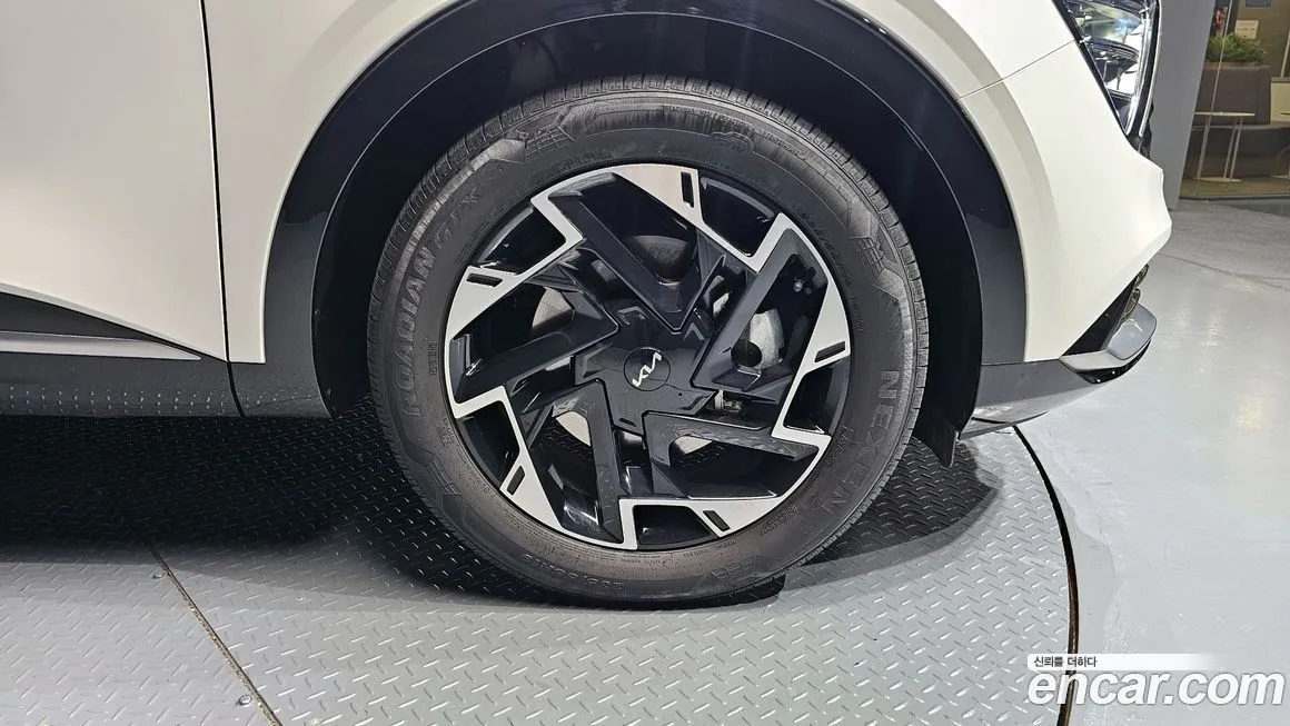 Kia Sportage — фото 5