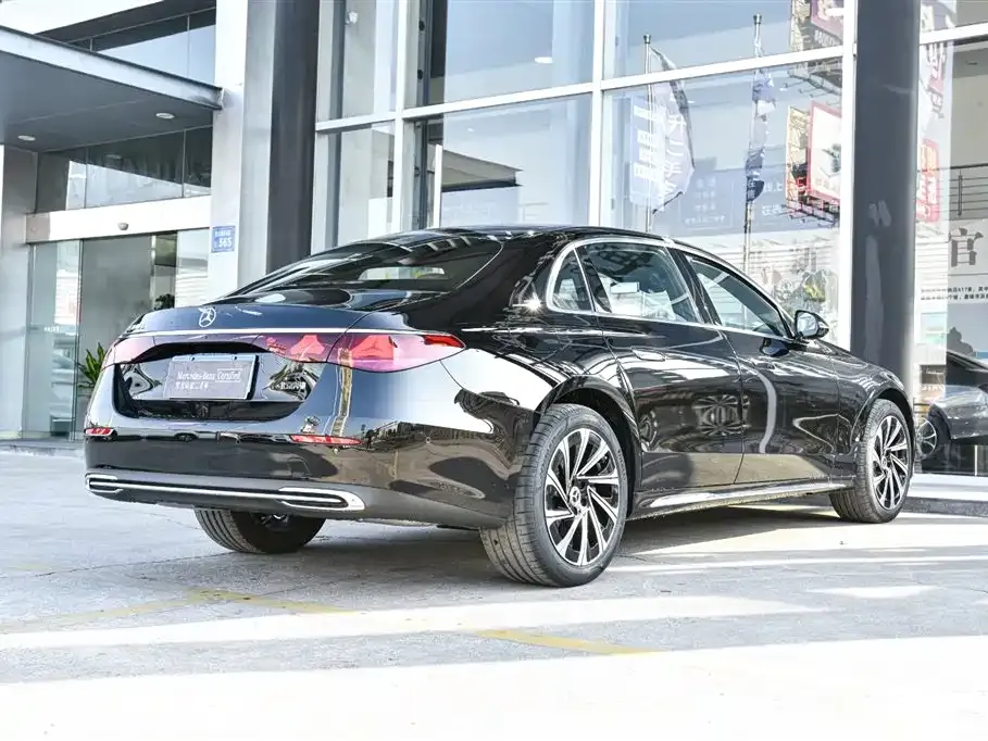 Mercedes-Benz E-Class 2025 из CN, фото 8