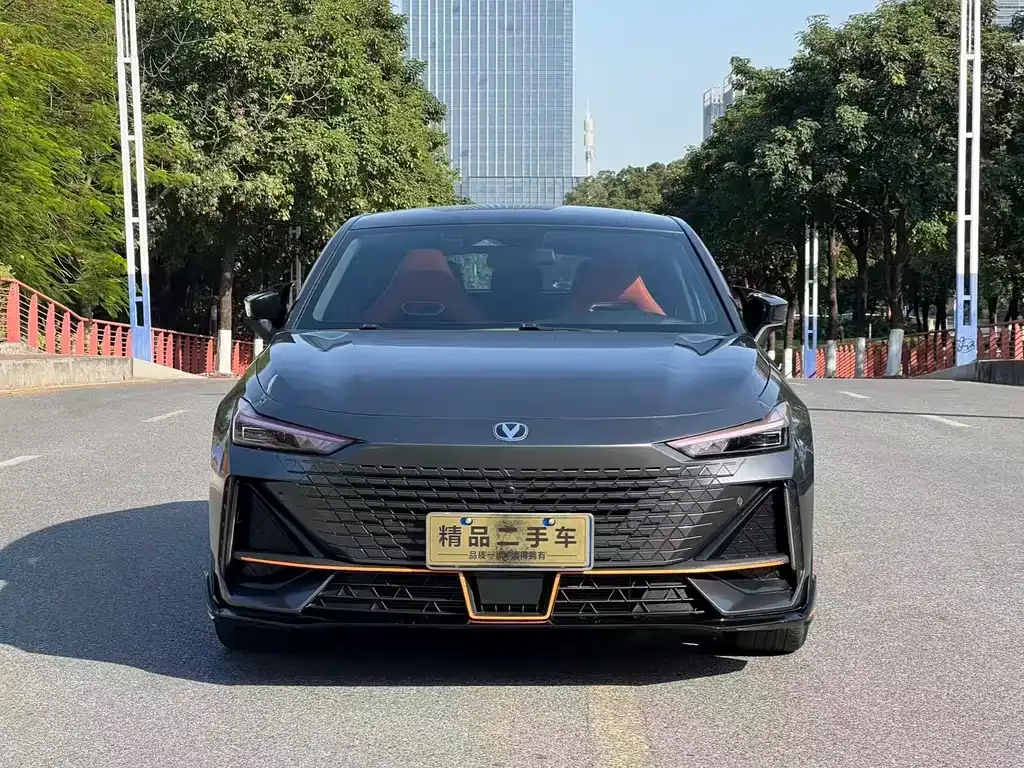 Changan UNI-V 2023 из CN, фото 2