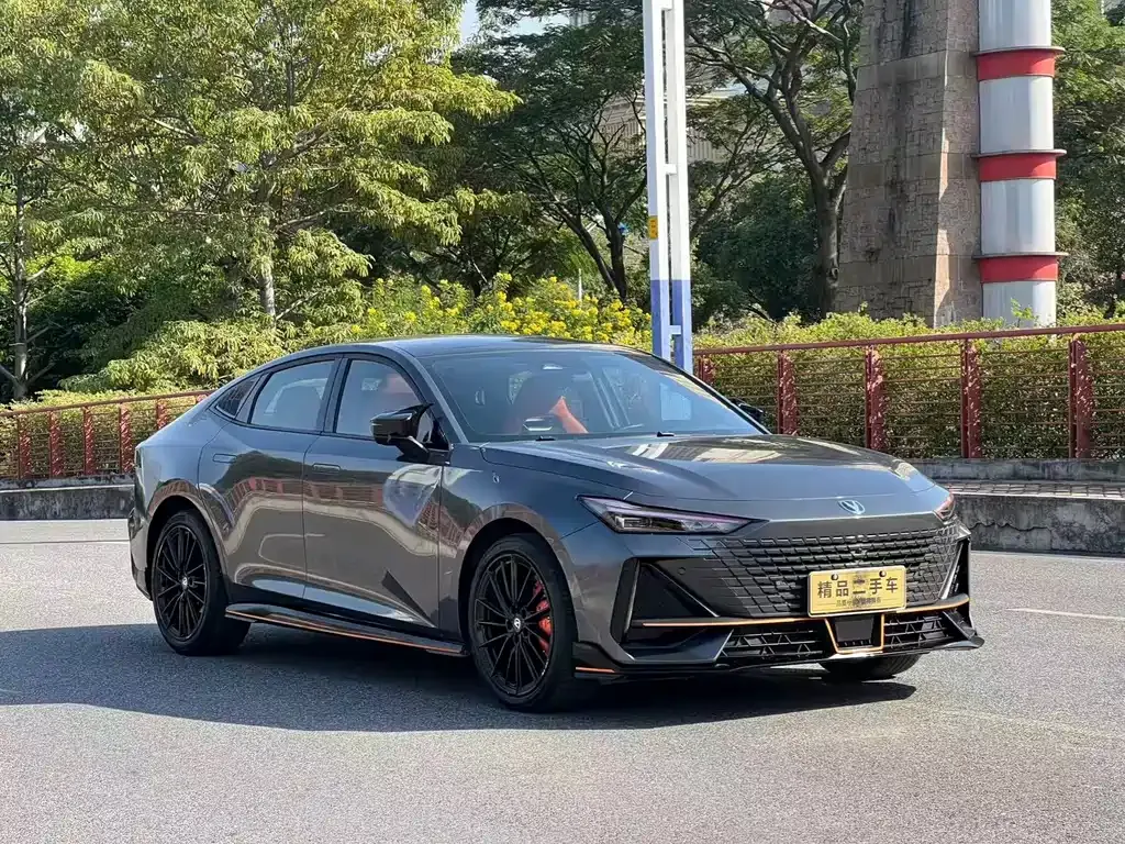 Changan UNI-V 2023 из CN, фото 3
