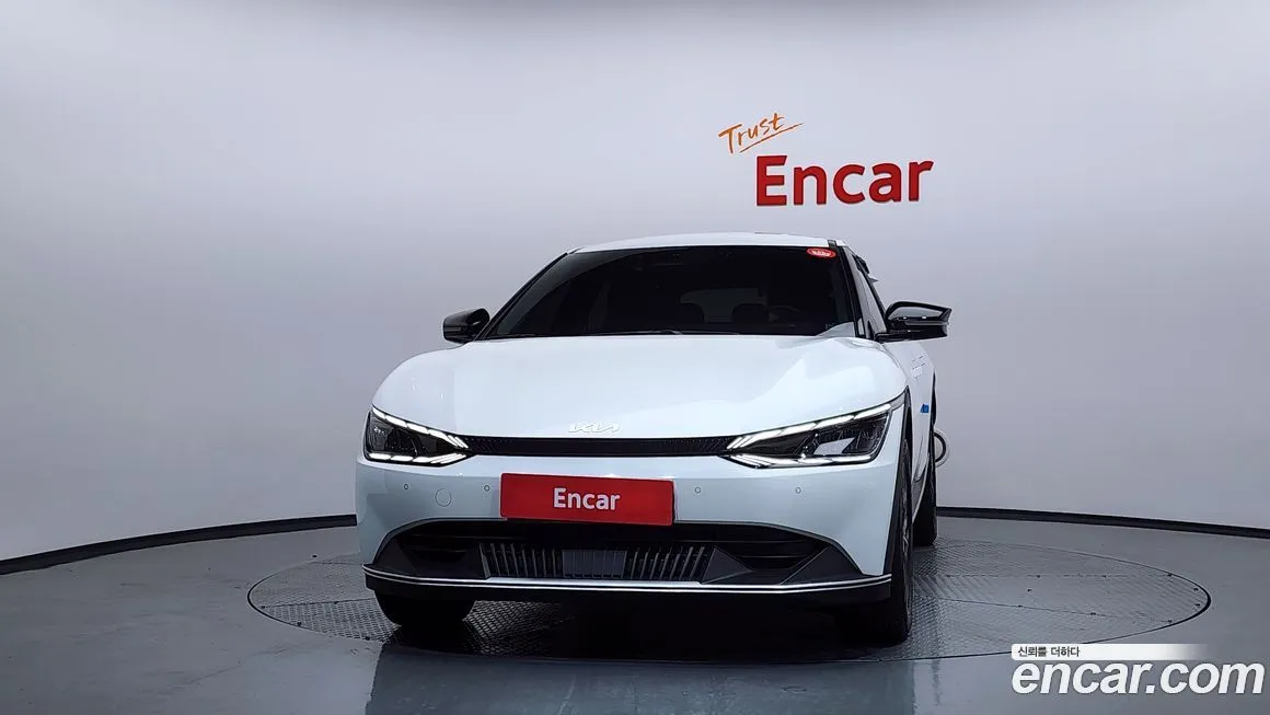 Kia EV6 2023 из KR, фото 3