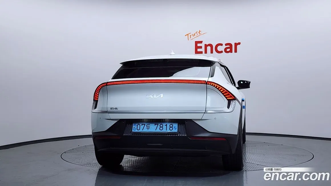 Kia EV6 2023 из KR, фото 4