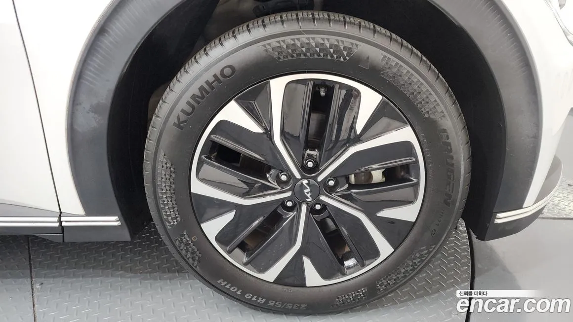 Kia EV6 2023 из KR, фото 5