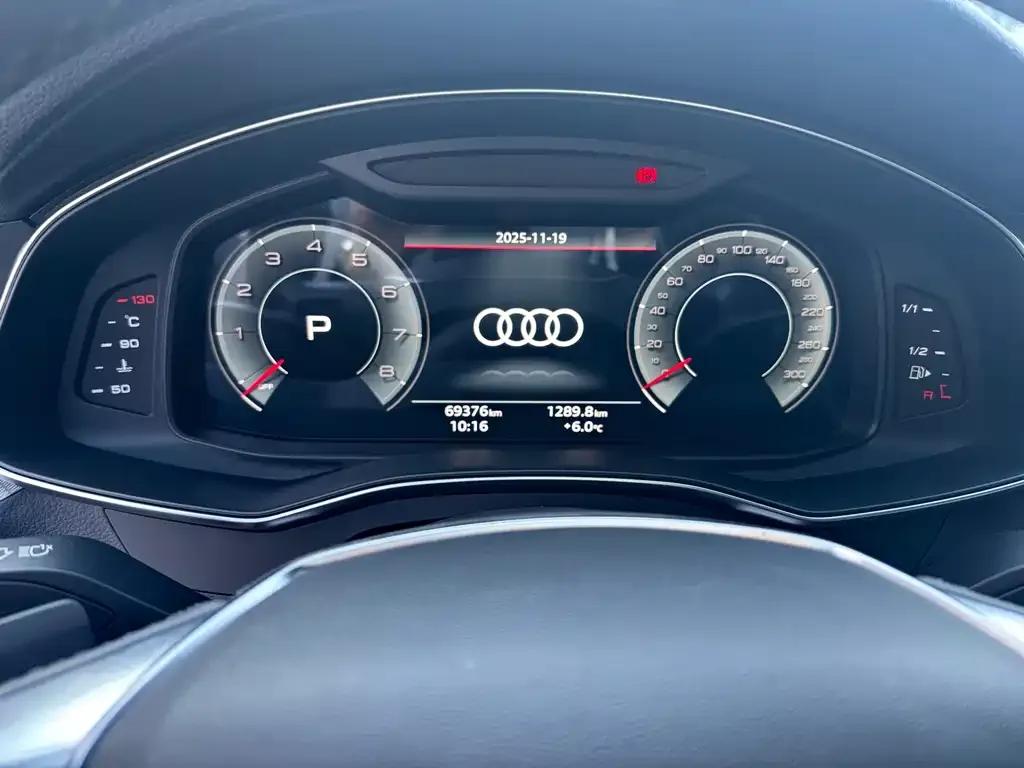 Audi A6L — фото 10