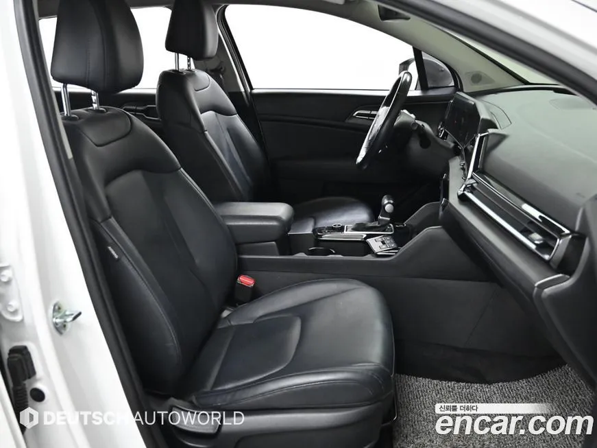 Kia Sportage — фото 10