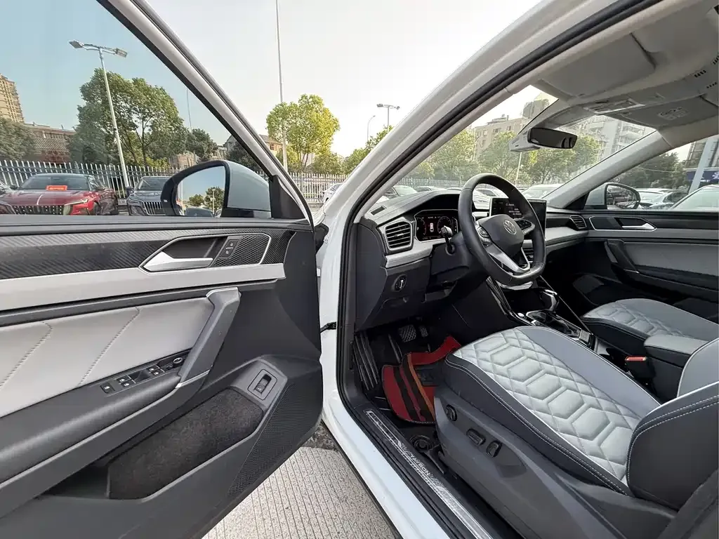 Volkswagen Tayron 2023 из CN, фото 8
