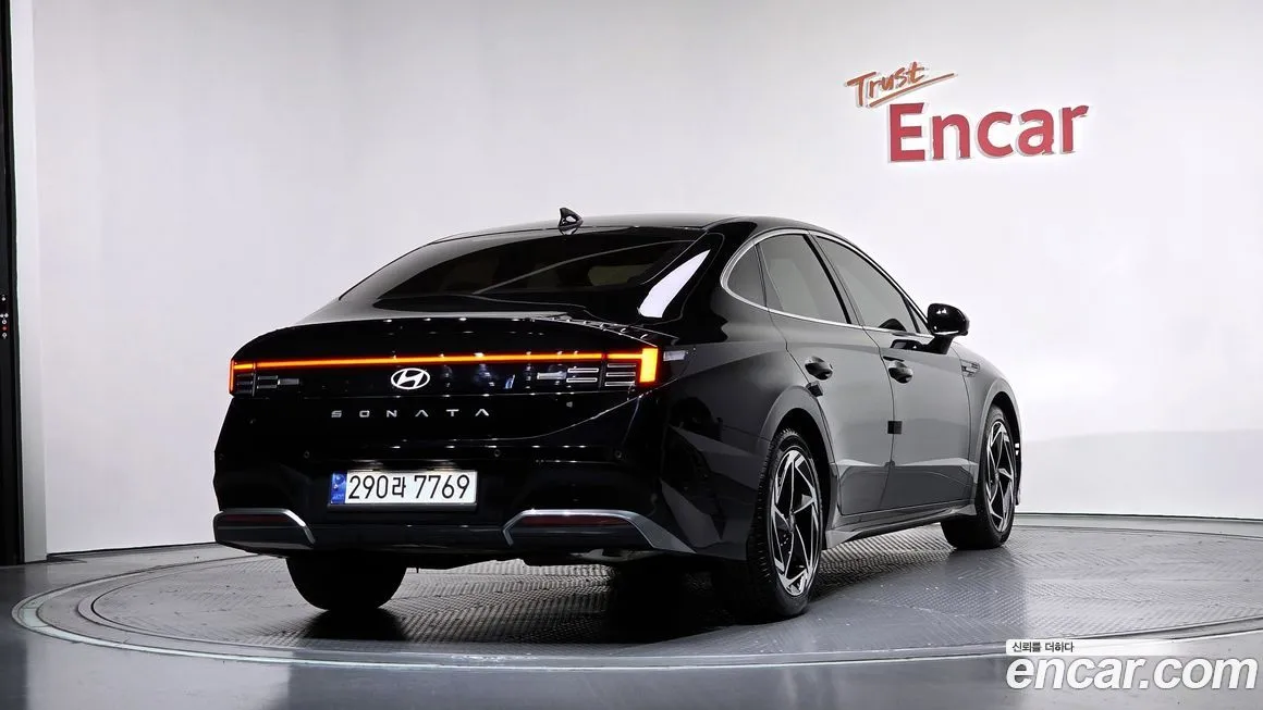 Hyundai Sonata 2024 из KR, фото 2