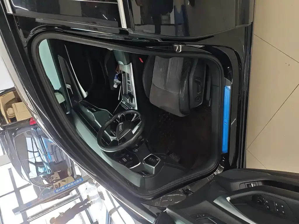Audi A6L 2021 из CN, фото 6