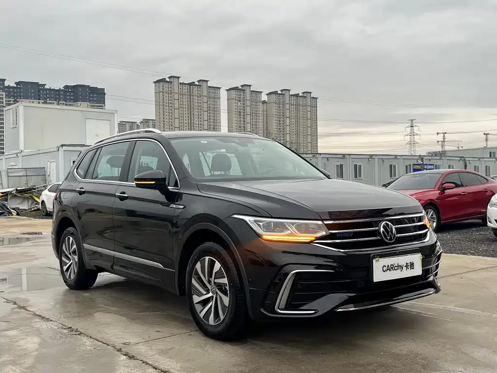 Volkswagen Tiguan L New Energy — фото 3