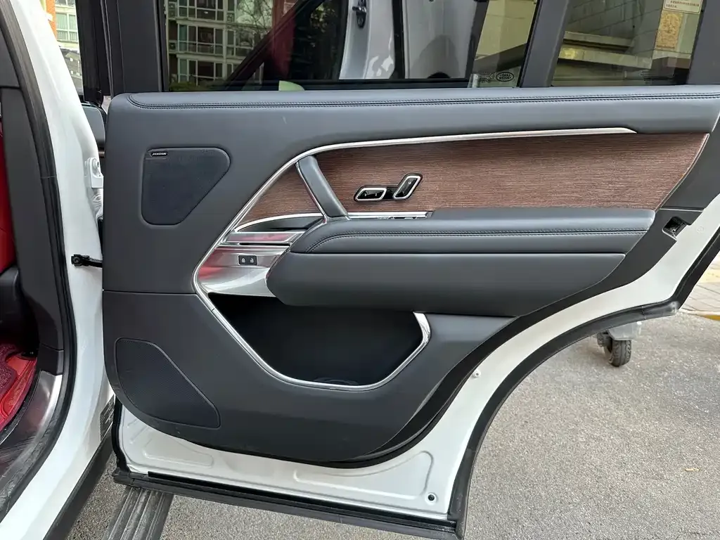 Land Rover Range Rover 2024 из CN, фото 6