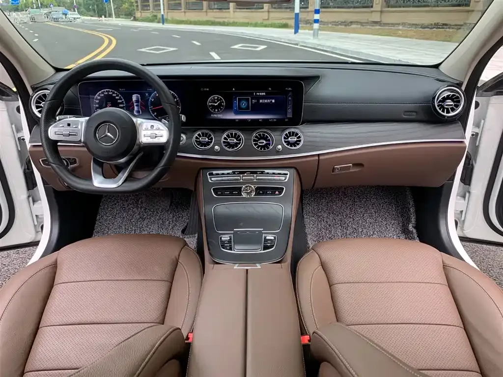 Mercedes-Benz E-Class 2021 из CN, фото 10