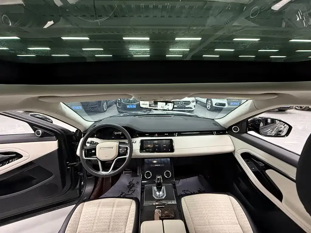Land Rover Evoque 2022 из CN, фото 9