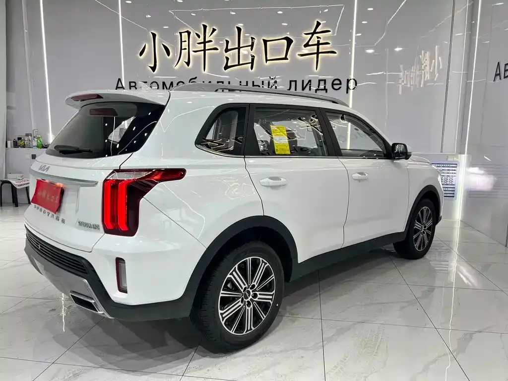 Kia Sportage 2023 из CN, фото 6