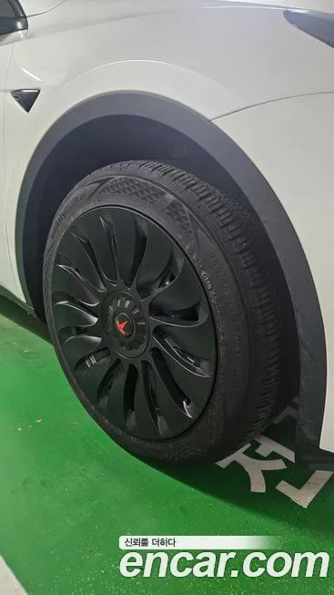 Tesla Model Y 2024 из KR, фото 5