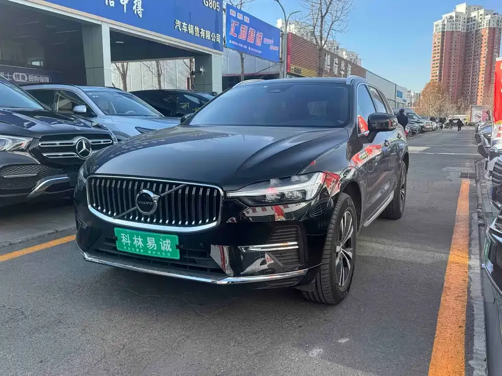 Volvo XC60 2024 из CN, фото 1
