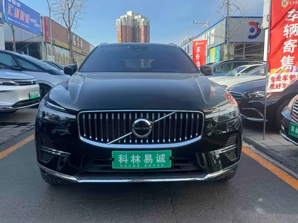 Volvo XC60 2024 из CN, фото 2