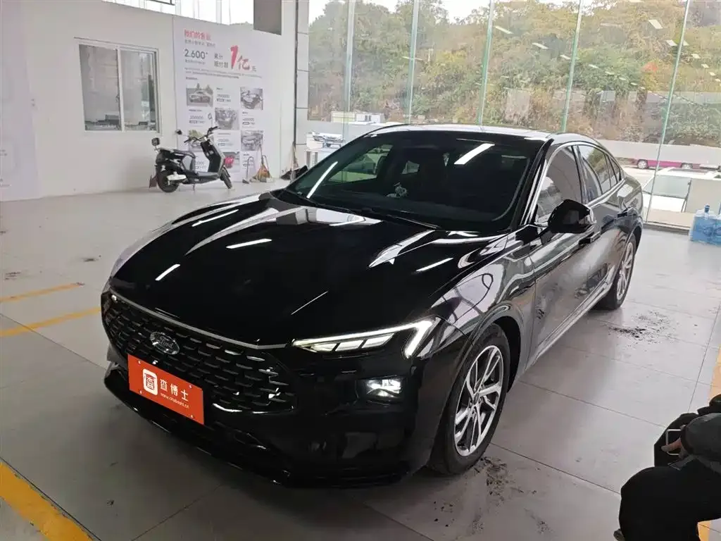 Ford Mondeo 2023 из CN, фото 1